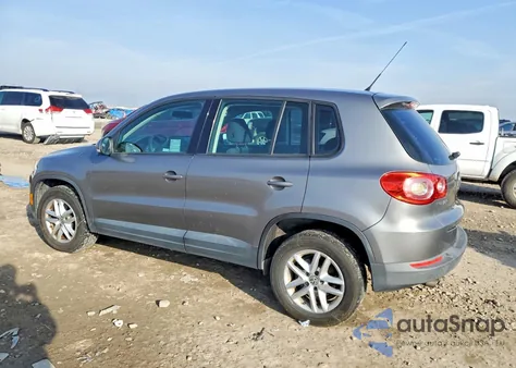 2011 Volkswagen Tiguan S z USA, uszkodzony, nr VIN WVGAV7AX2BW515796
